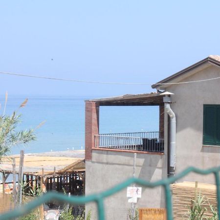 Waikiki Beach Apartments Santa Maria di Castellabate Eksteriør bilde